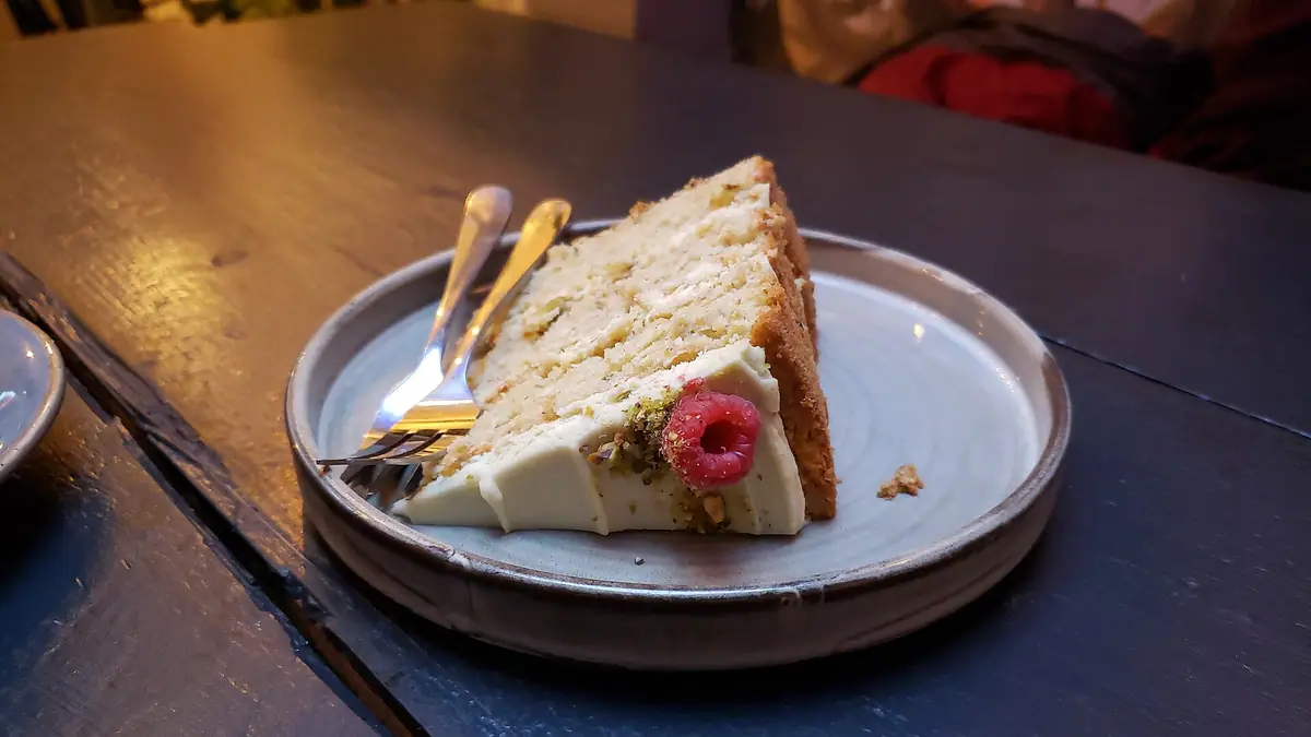 Lincs Cake Dec – cake shop in Whaplode, Holbeach